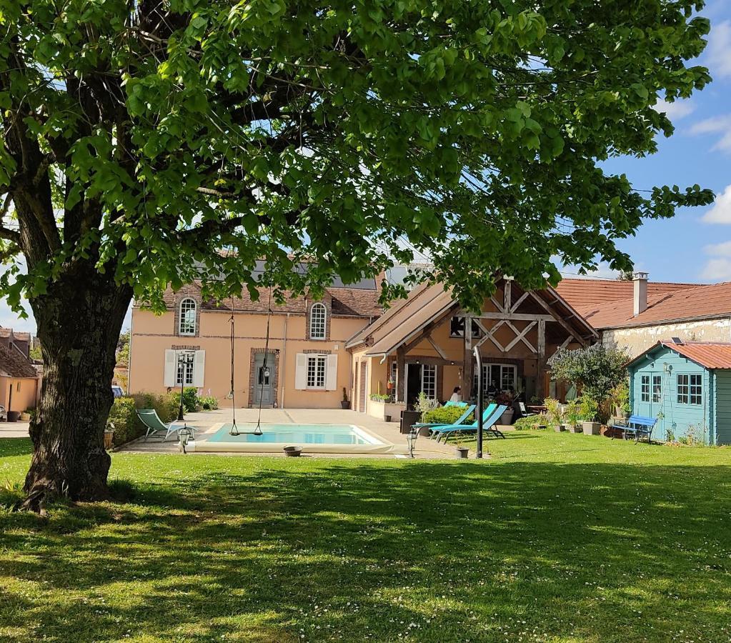 Atelier Des Sens 89 Bed & Breakfast Evry  Exterior photo