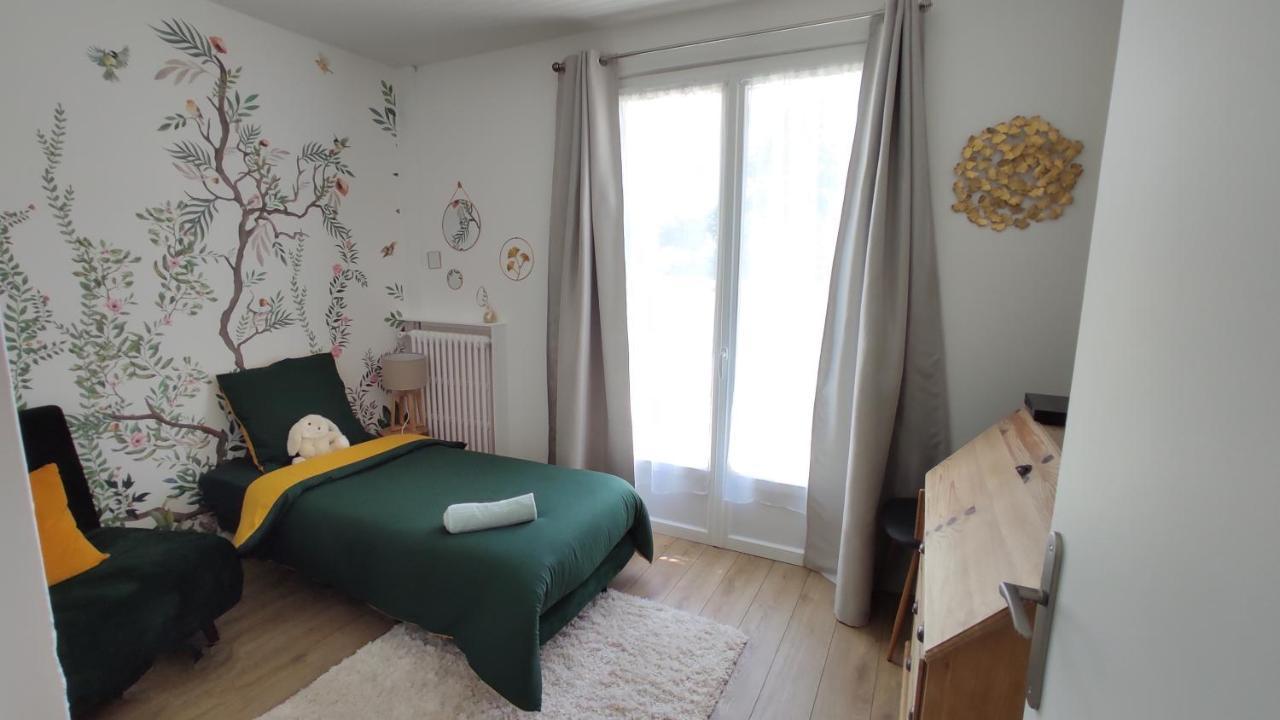 Atelier Des Sens 89 Bed & Breakfast Evry  Exterior photo