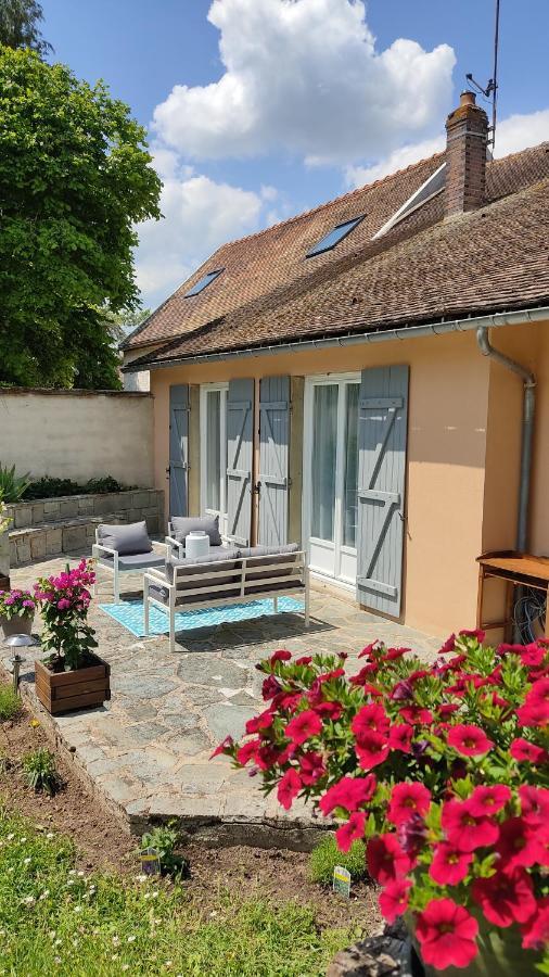 Atelier Des Sens 89 Bed & Breakfast Evry  Exterior photo
