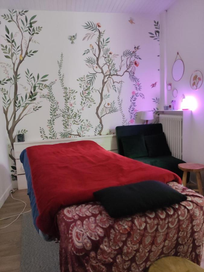 Atelier Des Sens 89 Bed & Breakfast Evry  Exterior photo