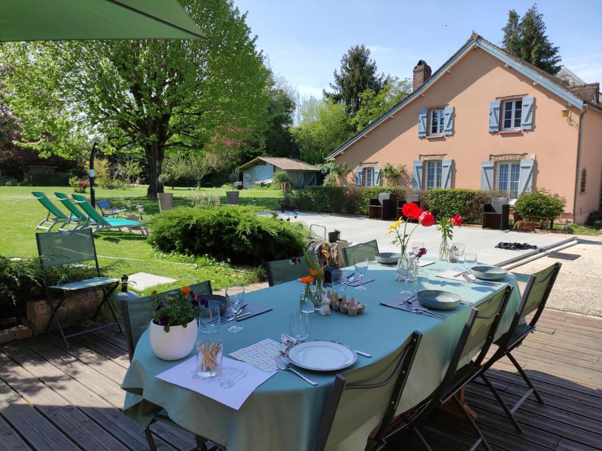 Atelier Des Sens 89 Bed & Breakfast Evry  Exterior photo